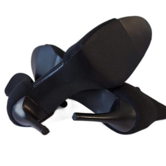 NWOT Newbella Black Stiletto Heels with Stretchy Ankle Cuff - Picture 7 of 9